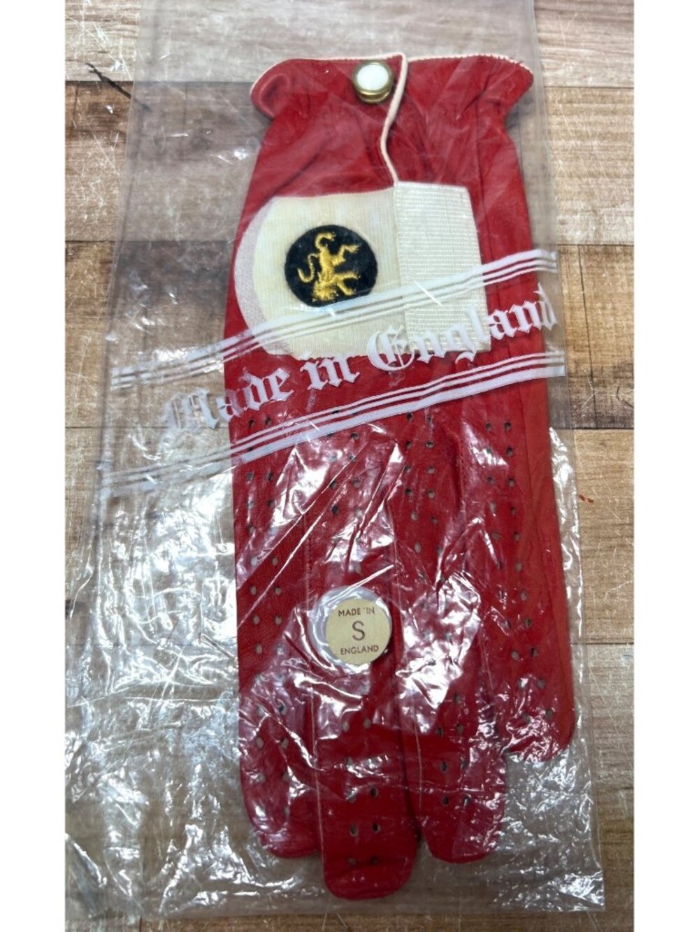 Harry Potter Gryffindor Red Leather Glove Made in England Size S Left Hand